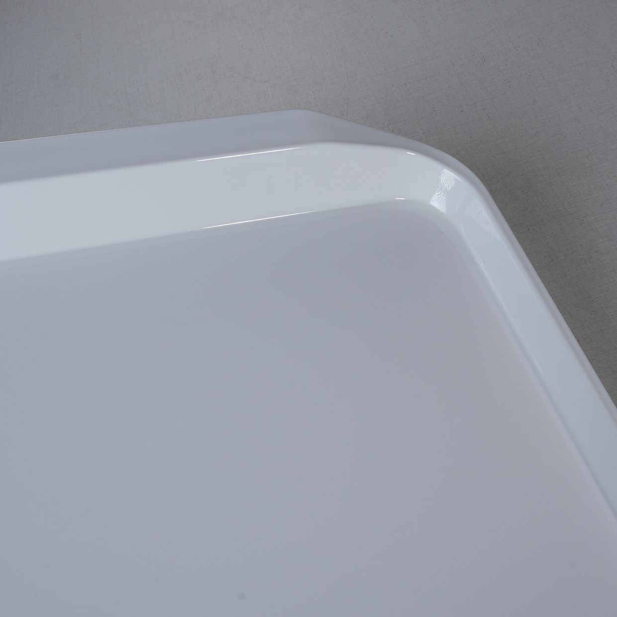 Hucheng Factory 20-806 High Quality White Melamine Rectangle Sustainable Serving Tray