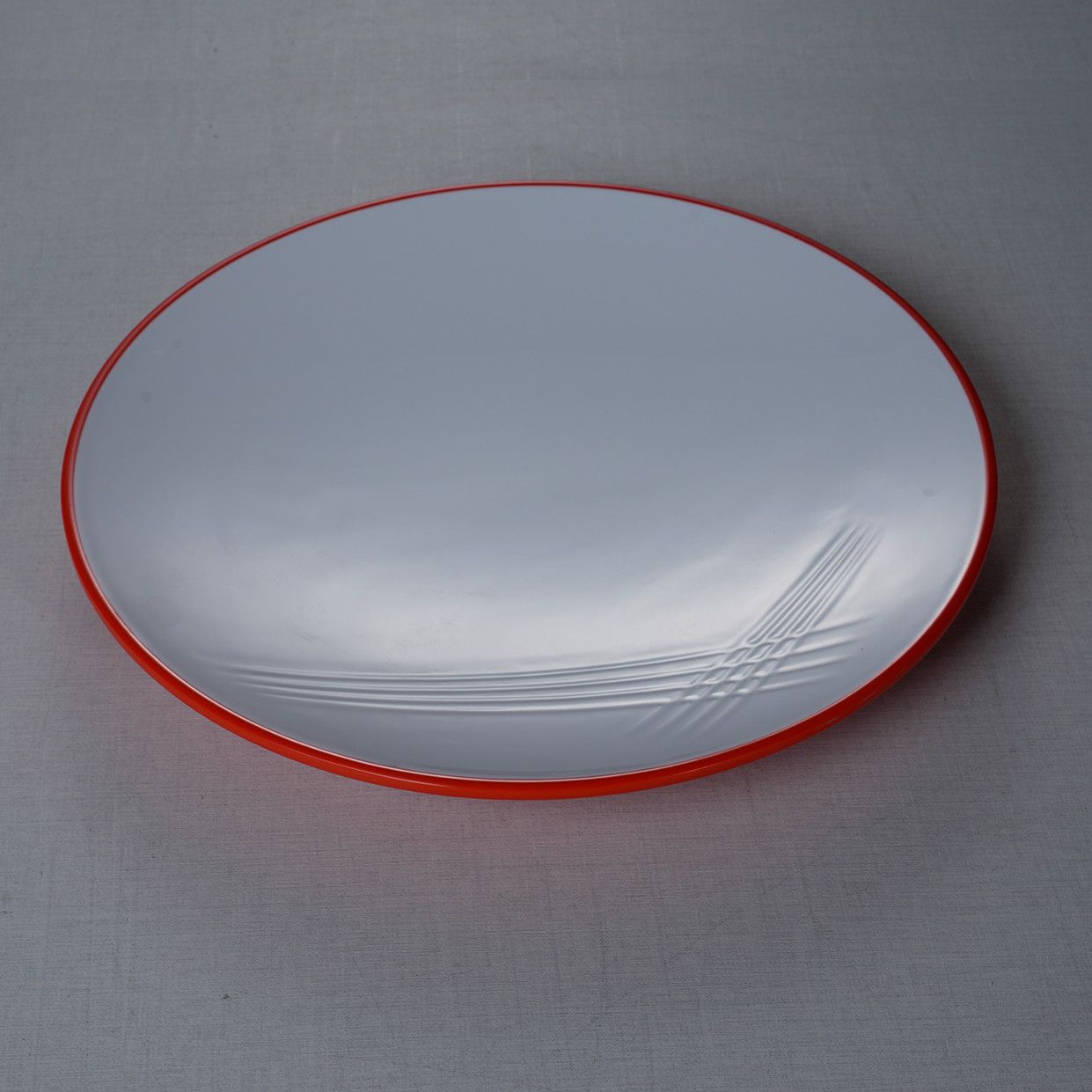 Hot Selling round White Melamine Dinnerware Customizable and Sustainable Plain Plastic Plates for Parties Stocked by Oriental